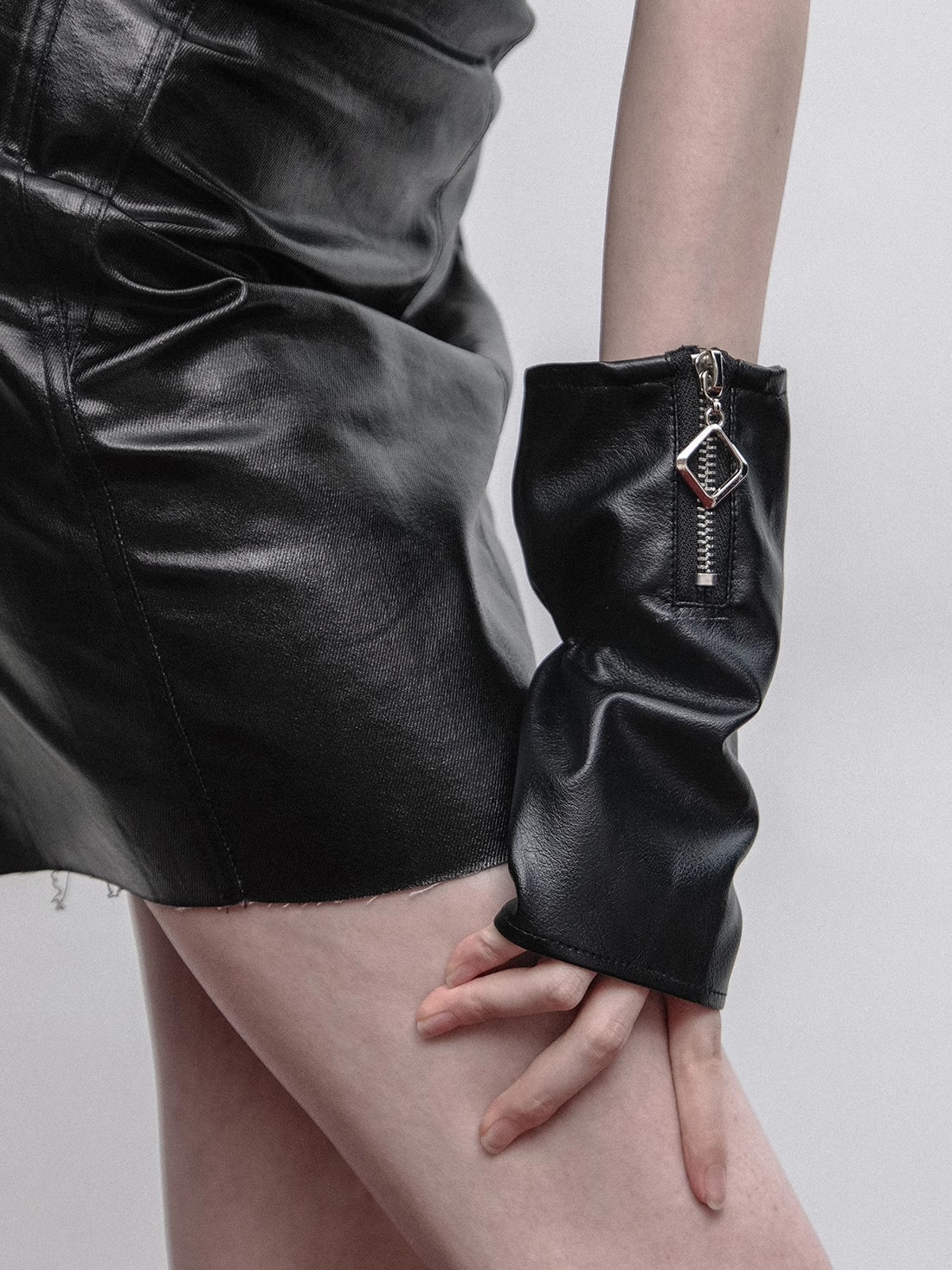 Damskie rękawiczki bez palców  – Formal Glove Leather recenzja i cena